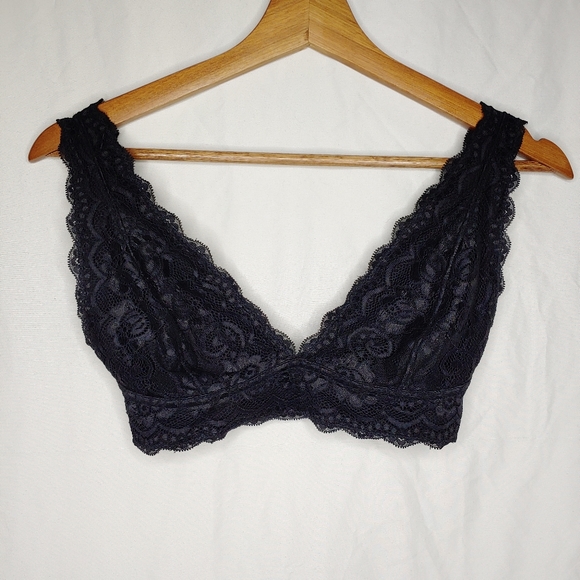 Urban Outfitters Other - 🌿Urban outfitter🌿 Black lace bralette adjustable